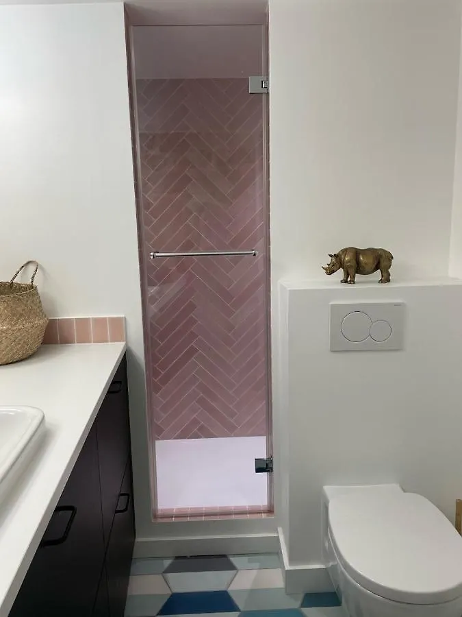 Appartement Atypique Au Pied Du Sacre Coeur Paris 0*,  France